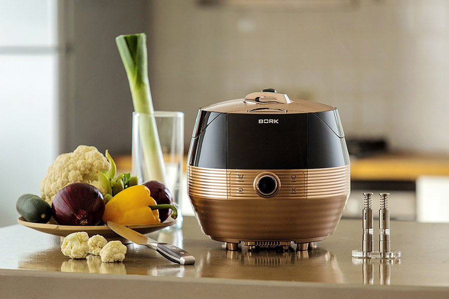 Мультиварку з якого матеріалу краще вибрати