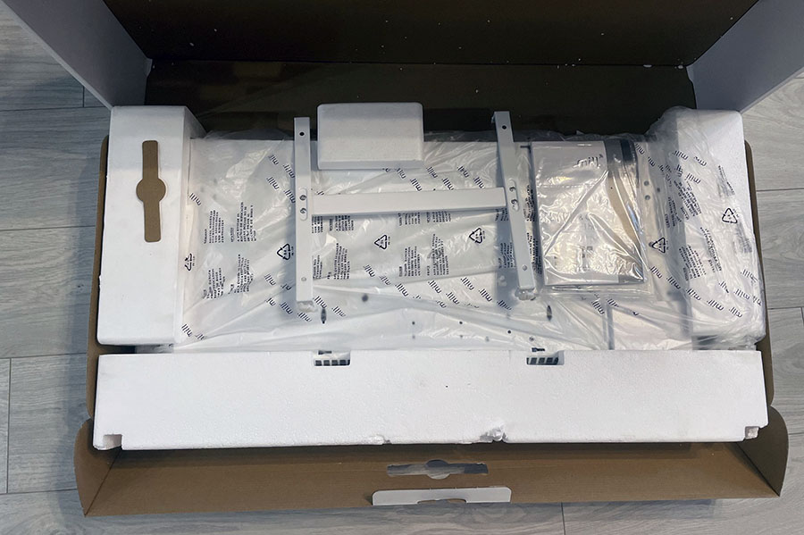 Комплектація панельного обігрівача Mill Invisible WiFi 1500w