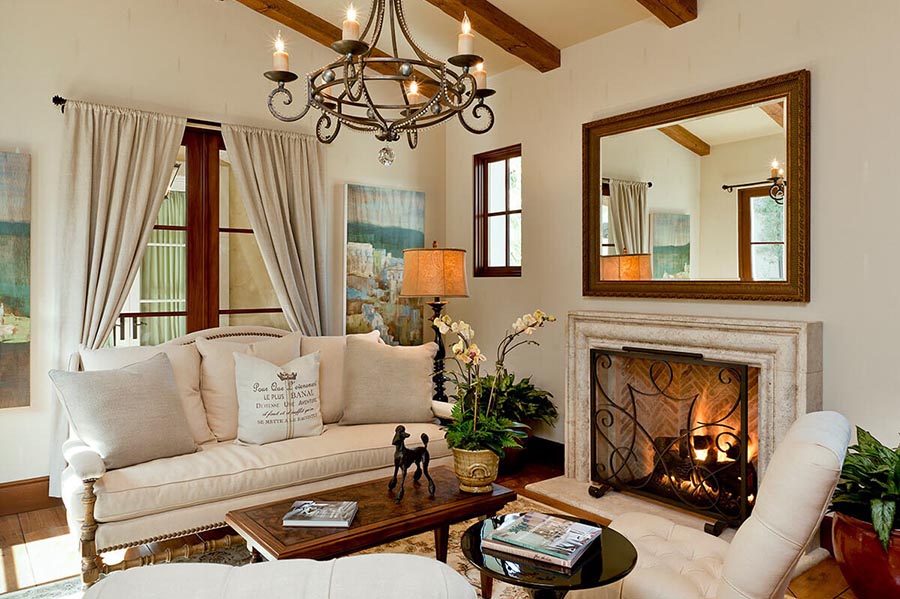 Кімната в стилі кантрі з гармонійним поєднанням відтінків