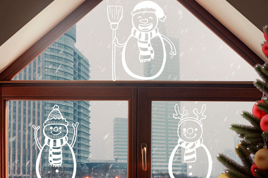 Новорічні наліпки та постери на стіни або вікна