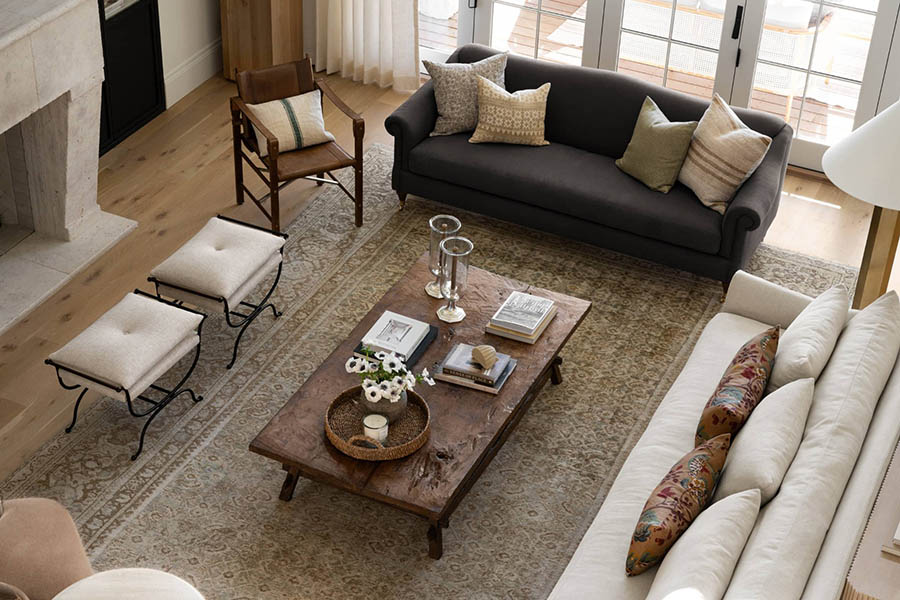 Як вибрати диван у вітальню: 5 порад для ергономіки і комфорту